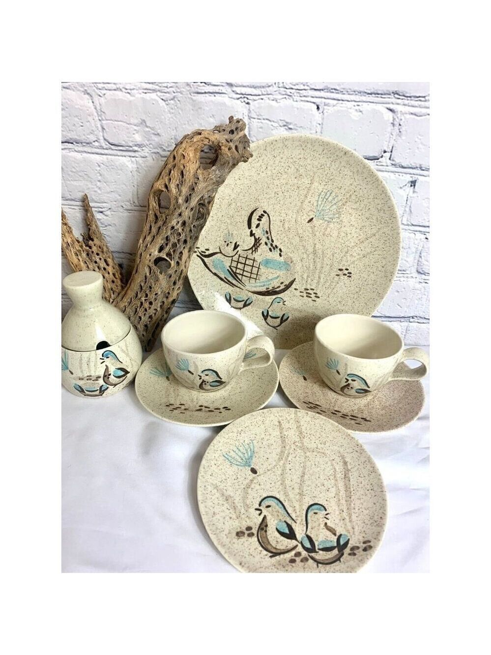 Red Wing Pottery Bob White Quail Vintage 8 Piece Lot